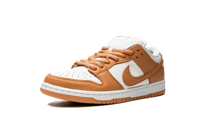 Light Cognac/White