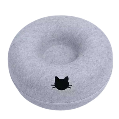 Light gray cat head